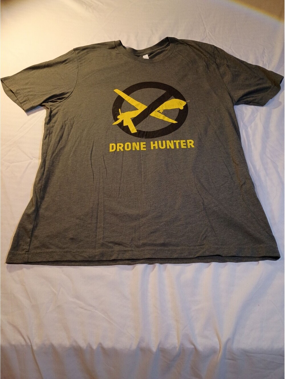 Bella+Canvas XL Gray Drone Hunter Graphic T-Shirt